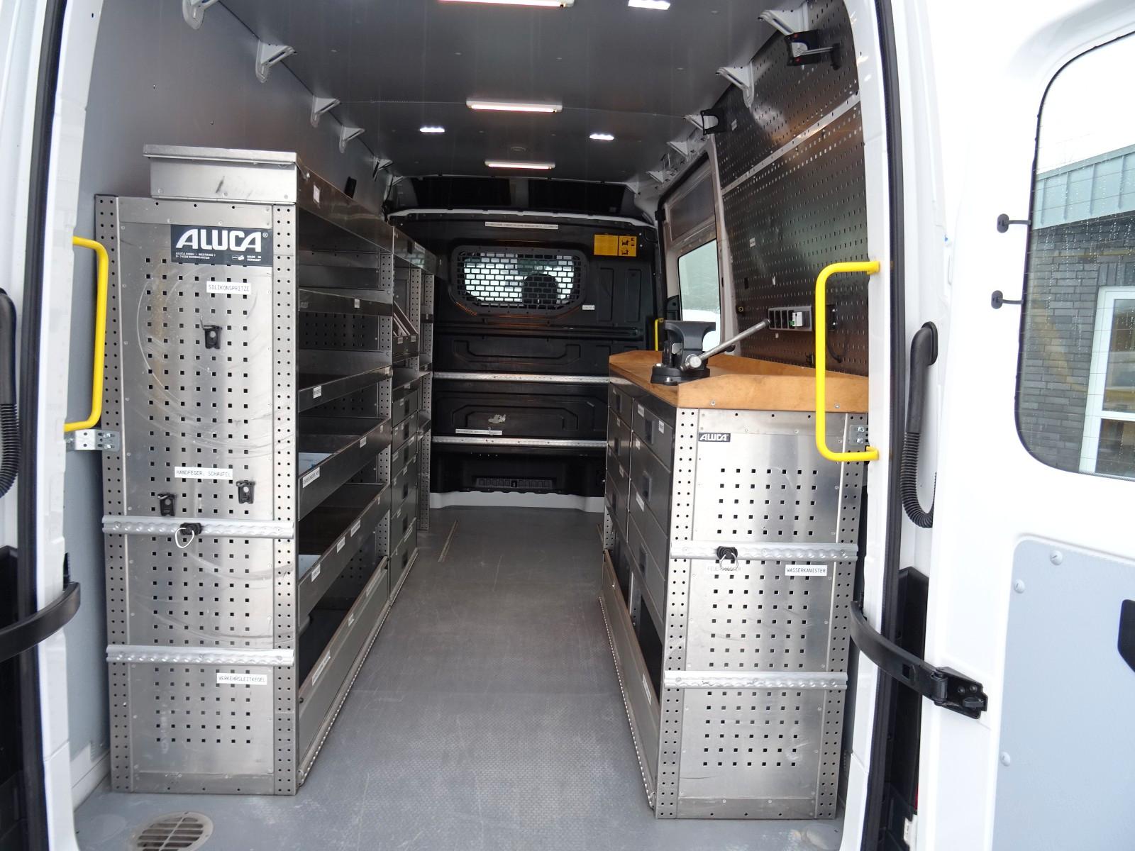 Volkswagen Crafter 35 Kasten HD MR Werkstattwagen AHK 3.500
