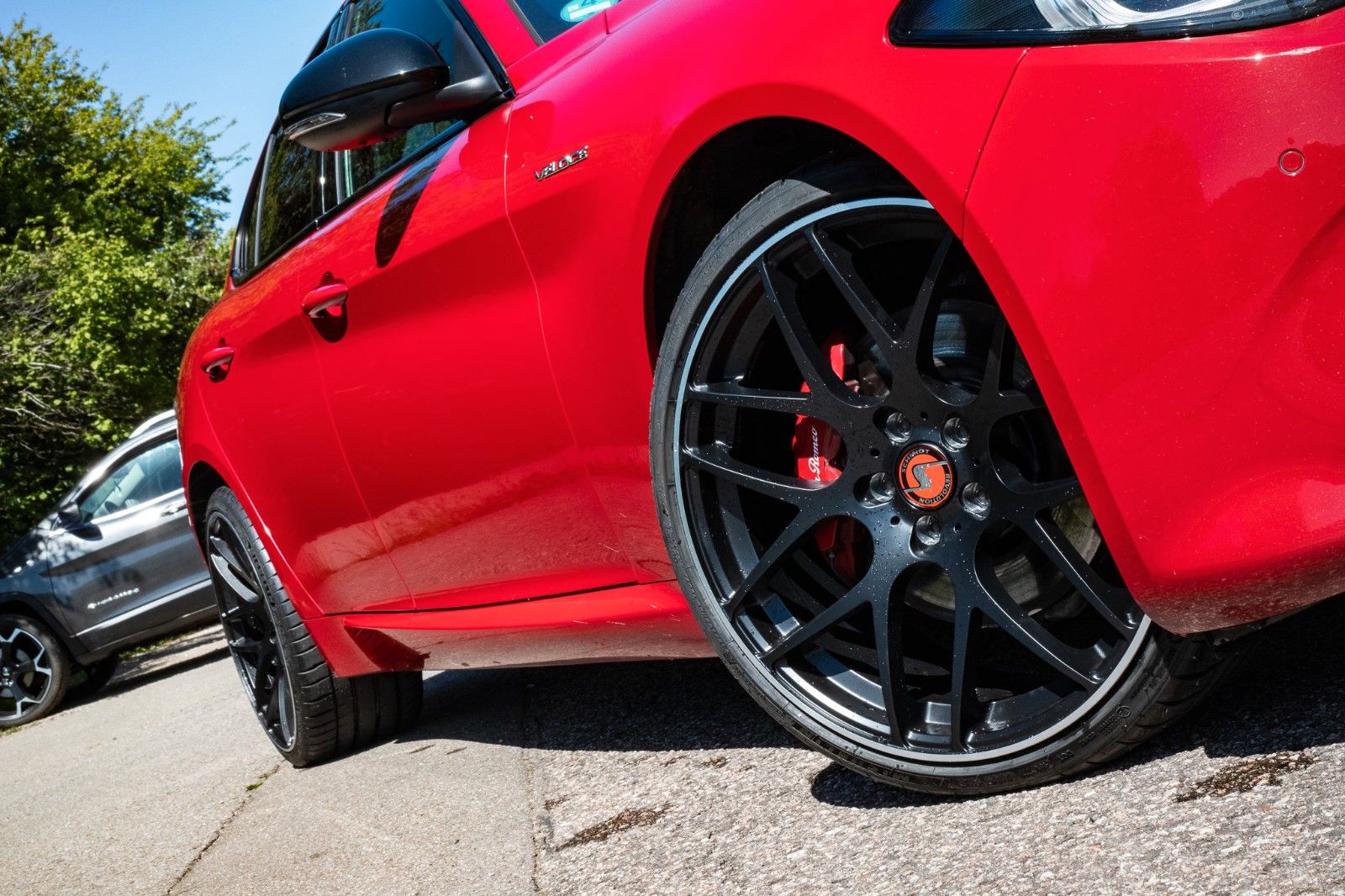 Fahrzeugabbildung Alfa Romeo Giulia MY23 Veloce 2.2 Diesel Q4 Prem+Assis.-Pak