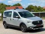 Dacia Dokker TCe 115 Stepway Celebration*KLIMA*NAVI* - Dacia Dokker Celebration mit Benzin-Antrieb