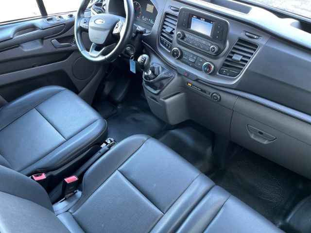 Fahrzeugabbildung Ford Transit Custom Tourneo 2.0 TDCi 320 L1 Trend 9-S