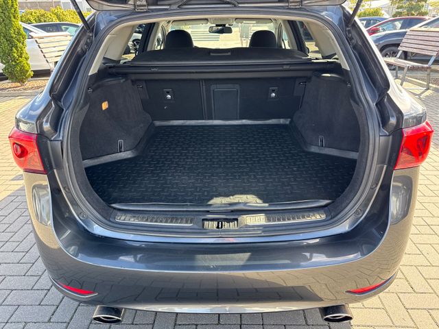 Toyota Avensis 1,8-l T. Sports – Sportfahrwerk