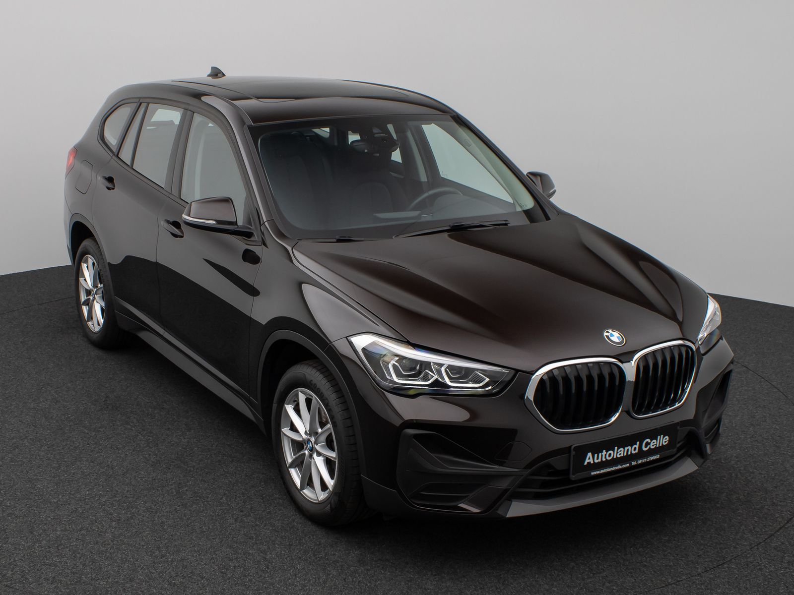 Fahrzeugabbildung BMW X1 sD18i Panorama DAB Navi Geschwindigkeitsreg