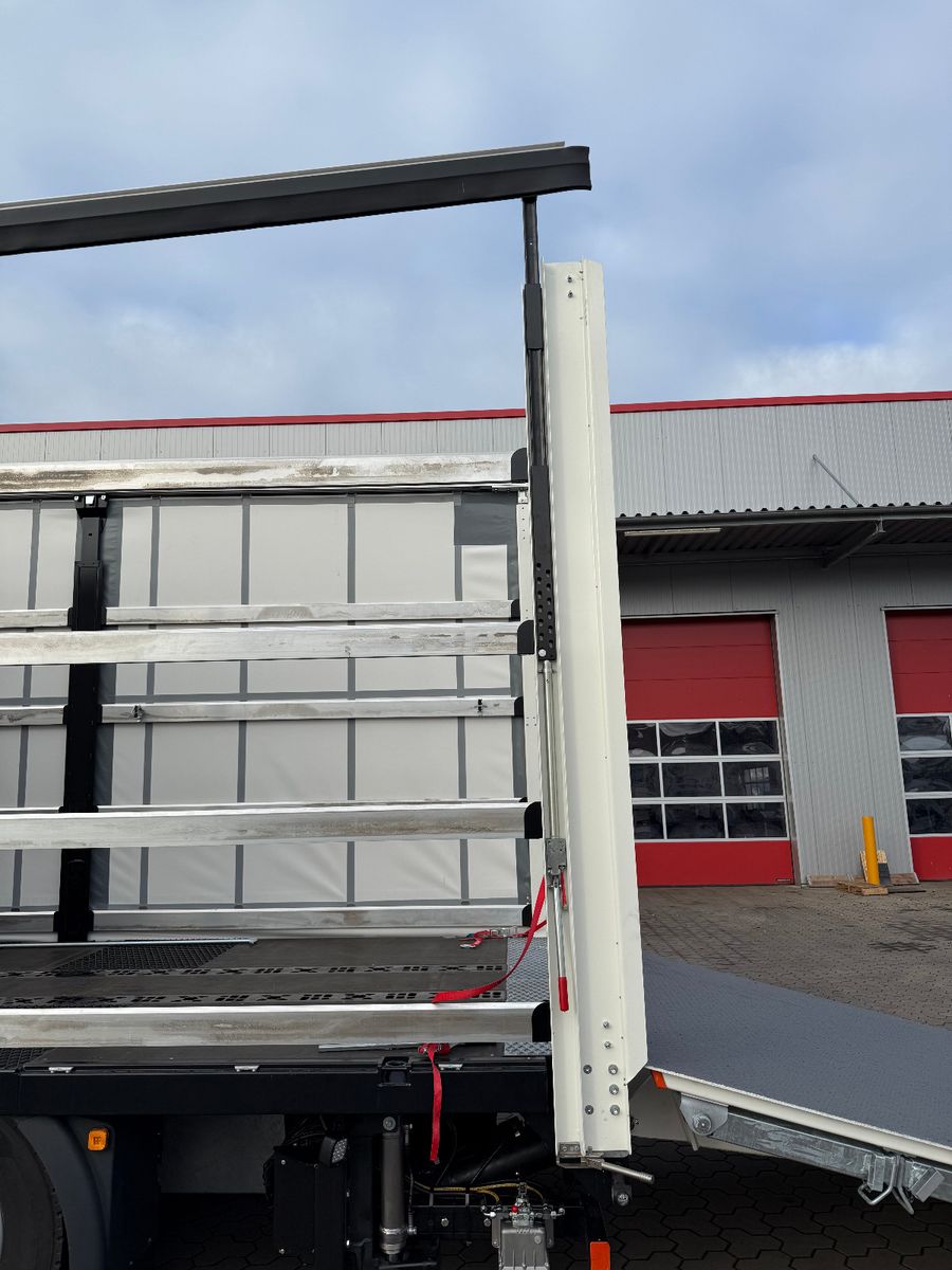 Fahrzeugabbildung MAN TGX 26.440 6x2 LL Schwerlast Ladebordwand/Rampe