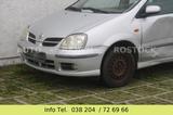 Nissan Almera Tino 1.8 Klimaautomatik/Rückfahrkamera/Ah - silberne Nissan Almera Tino