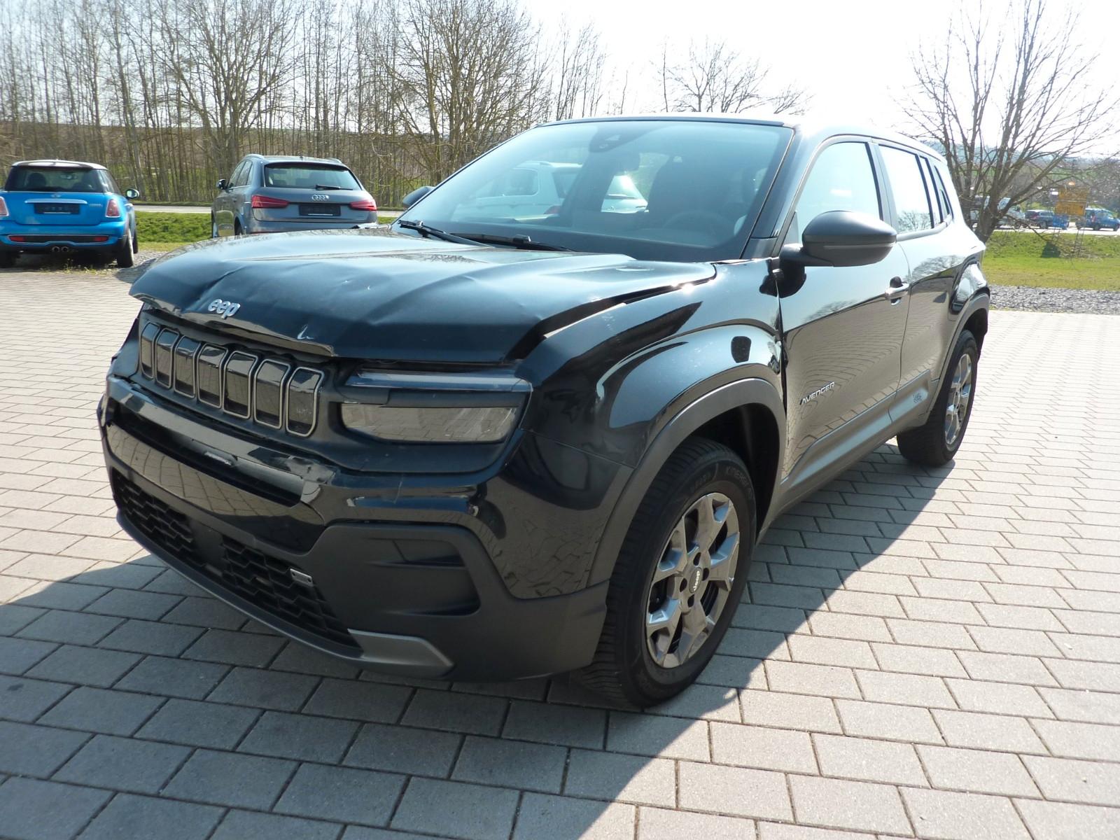 Jeep Avenger Longitude Unfall