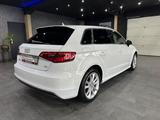 Audi A3 Sportback S Line /PDC /Teilleder / XENON/ EU6 - Audi: Eu