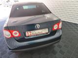 Volkswagen Jetta V Freestyle*Sitzheizung*Euro5*Tempomat* - gebrauchte Volkswagen Jetta aus dem Jahr 2009