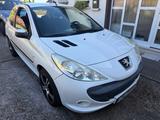 Peugeot 206 1.1 60 - - Peugeot 206: Weiß