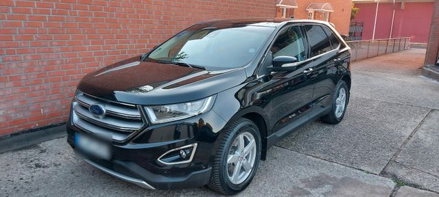 Ford Edge 44 titanium 2.0 l