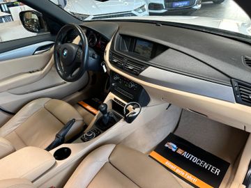 BMW X1 18 d *M-Paket*NAVI*TEMPO*PDC*PANO*