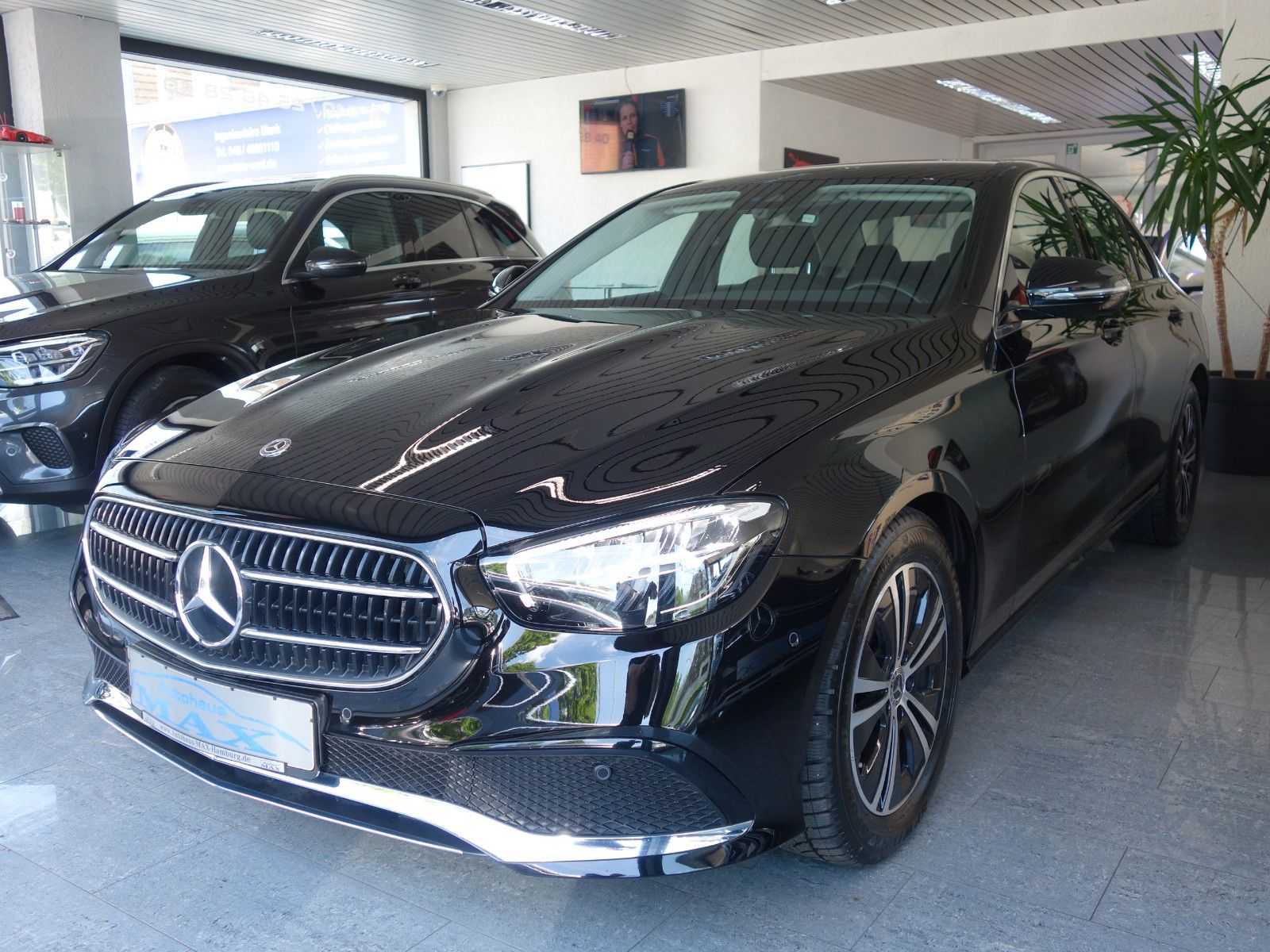 Mercedes-Benz E 220 D 9G-TRONIC/Limousine/AVANTGARDE/1-HAND foto 14