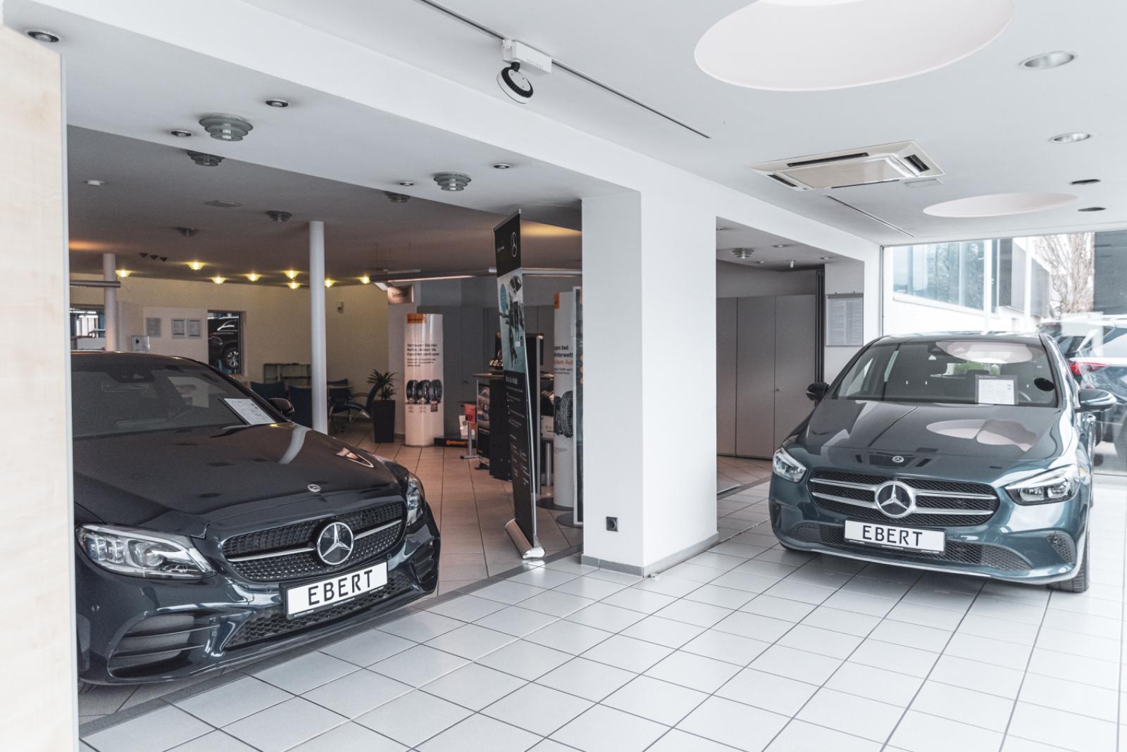 showroom-image-bottom
