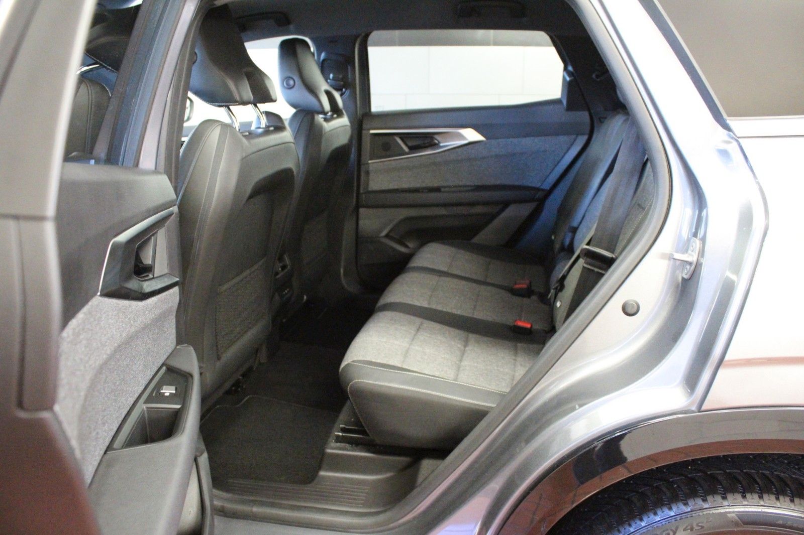 Fahrzeugabbildung Renault Espace Full Hybrid 200 Techno 7 Sitzer