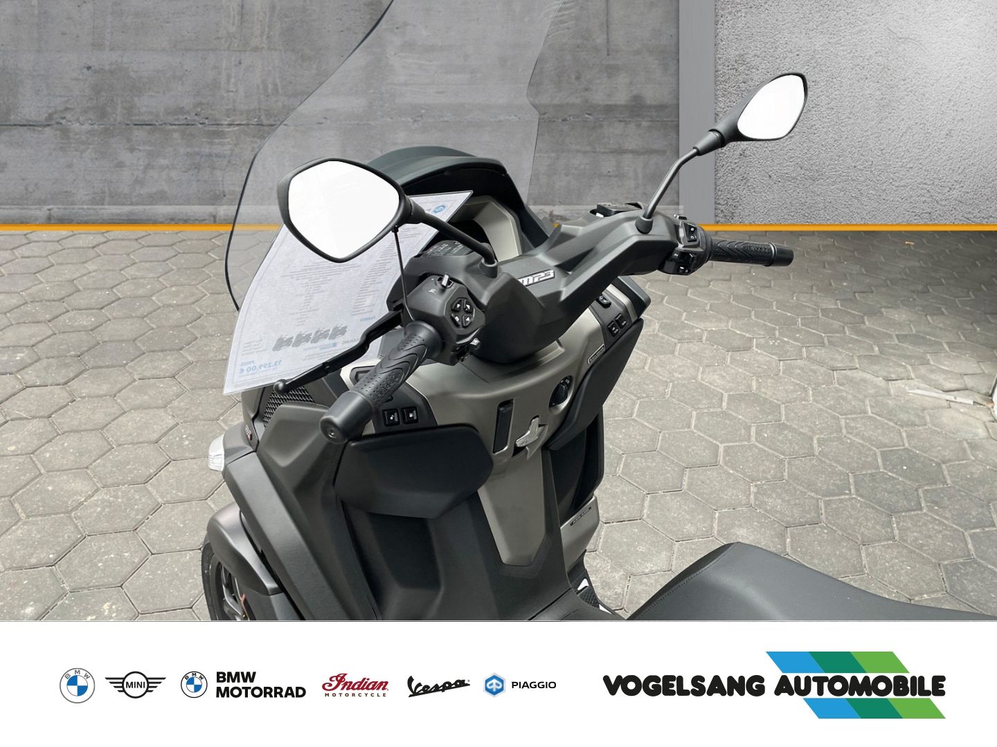 Fahrzeugabbildung Piaggio MP3 530 HPE Exclusive, Rückfahrhilfe / Kamera, T