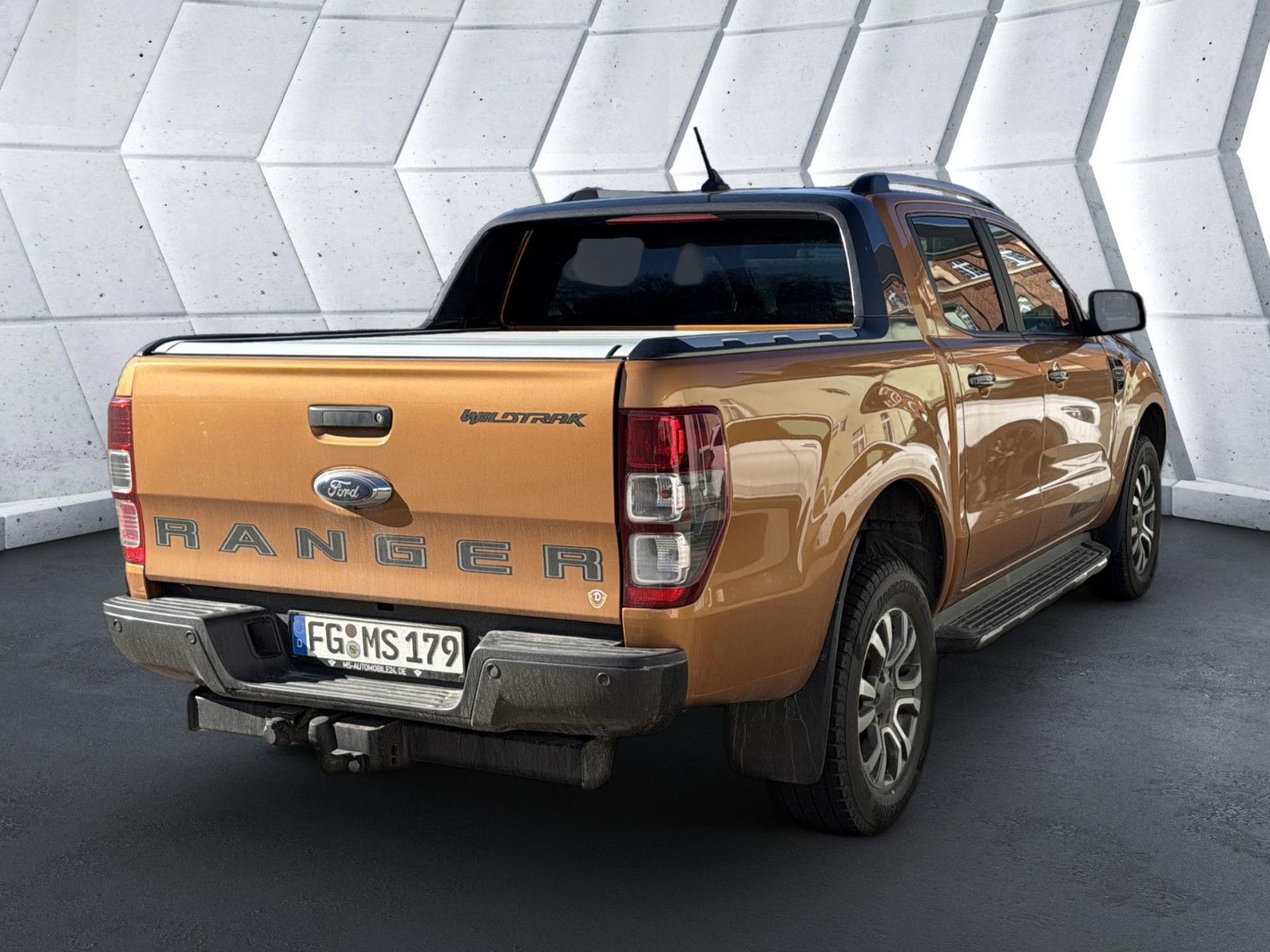 Fahrzeugabbildung Ford Ranger Wildtrak Doppelkabine 4x4
