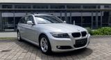 BMW 318i Touring*Autom*Xenon*PDC*1.Hand* - BMW 318 aus 2010: Kombi, 318i
