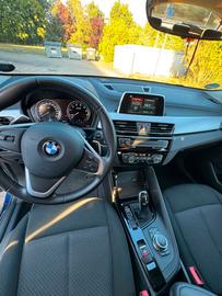 2018 BMW IX2 — фото 7