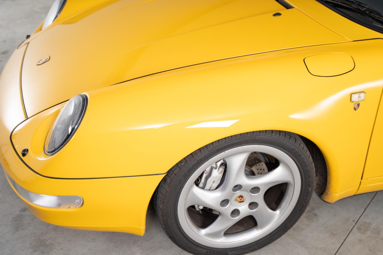 Porsche 993 Carrera 4