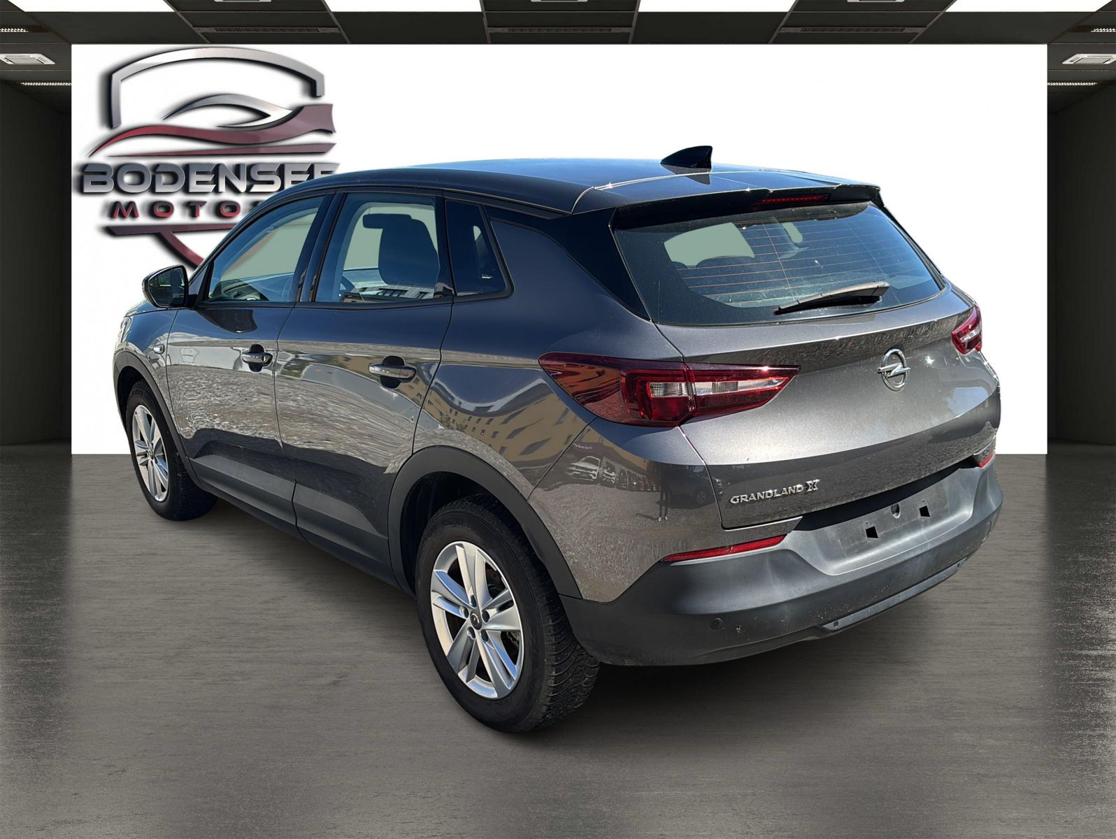 Fahrzeugabbildung Opel Grandland X 1.2 Turbo 96kW Edition Auto