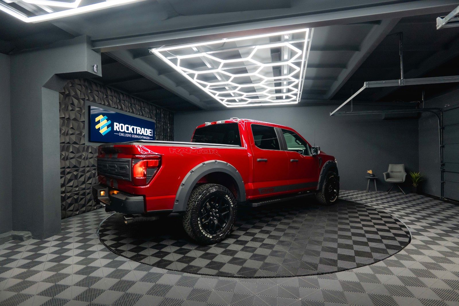 Fahrzeugabbildung Ford F150 5.0L V8 4x4 Offroad SuperCrew RAPTOR 19%