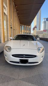Jaguar XK 4.2L V8 Coupé - - Jaguar XK: Coupé, 4.2