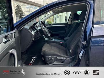 Volkswagen Passat Variant - 11