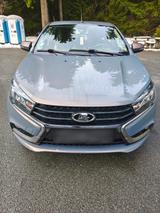 Lada Vesta 1,6 Luxus Spezial Winterpacket ... - Lada Vesta aus 2017