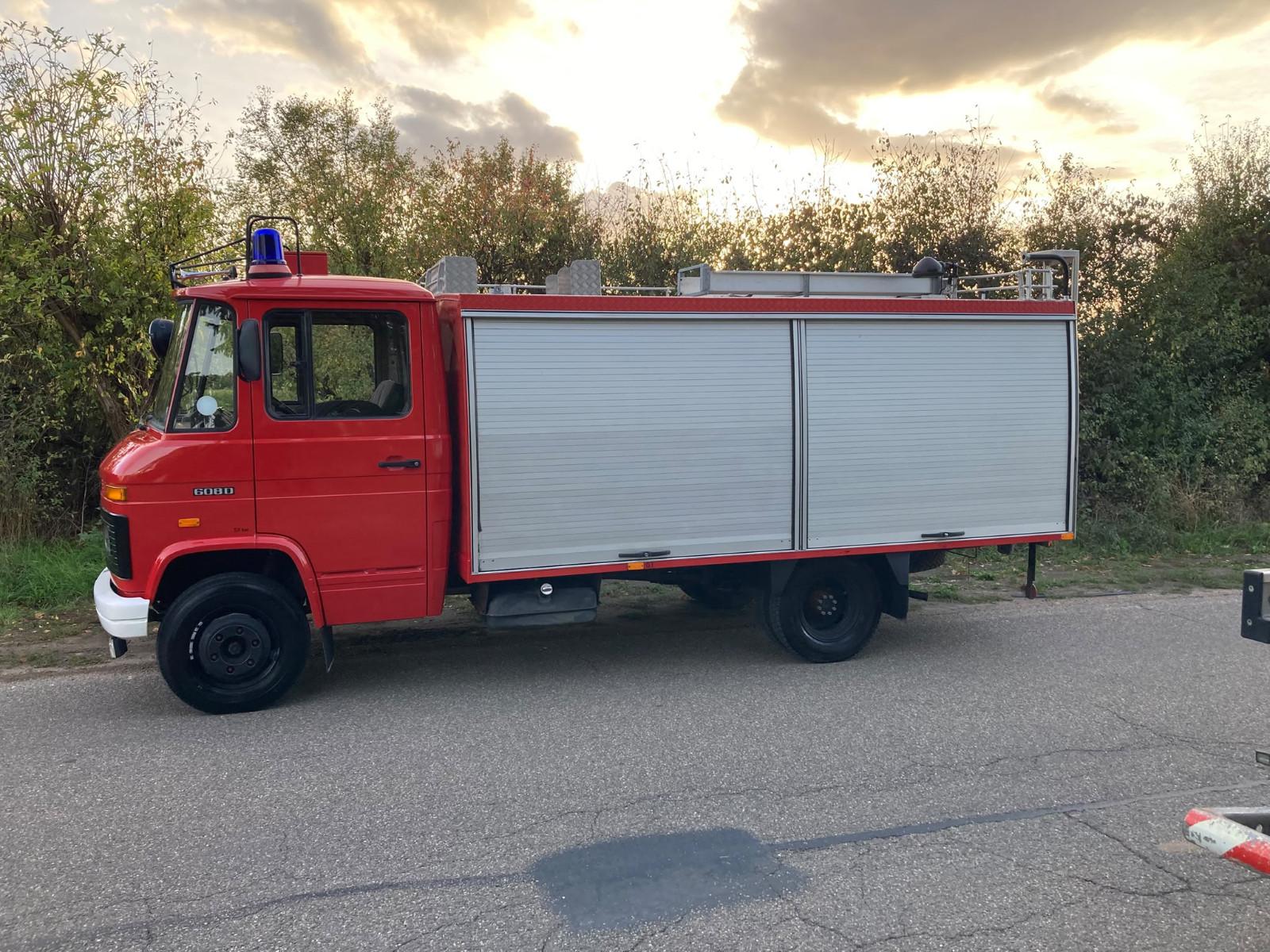 Mercedes-Benz L 608 D Feuerwehr Gerätewagen