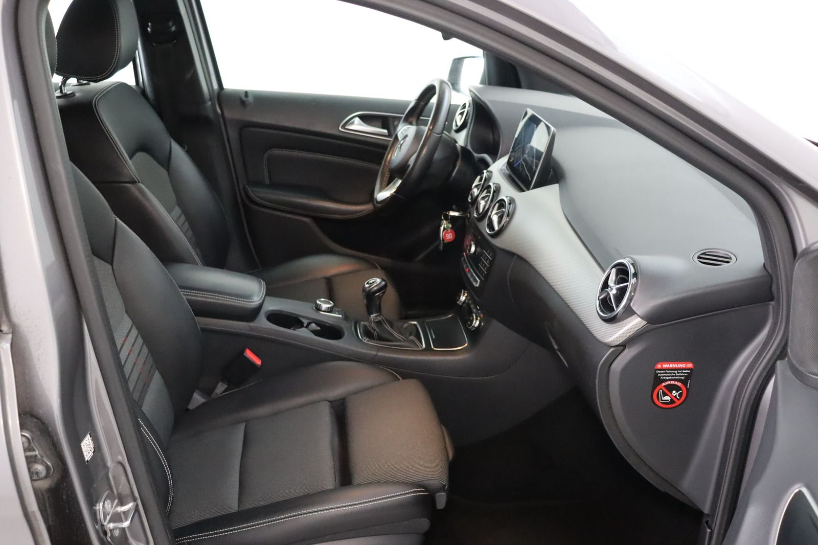 Fahrzeugabbildung Mercedes-Benz B 180 d * LED * Navigation