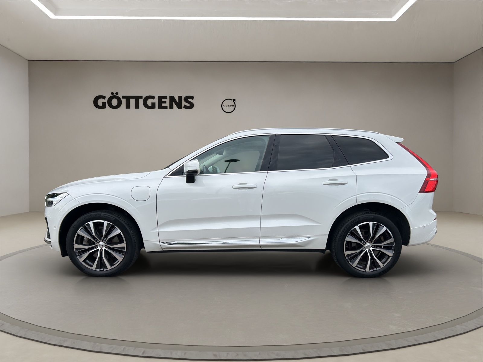 Volvo XC60 T8 AWD Inscription AHK LUFT 360° MASSAGE imagem 2