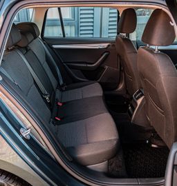 Fahrzeugabbildung SKODA Octavia Combi Ambition 1.0 TSI |AUTOMATIK