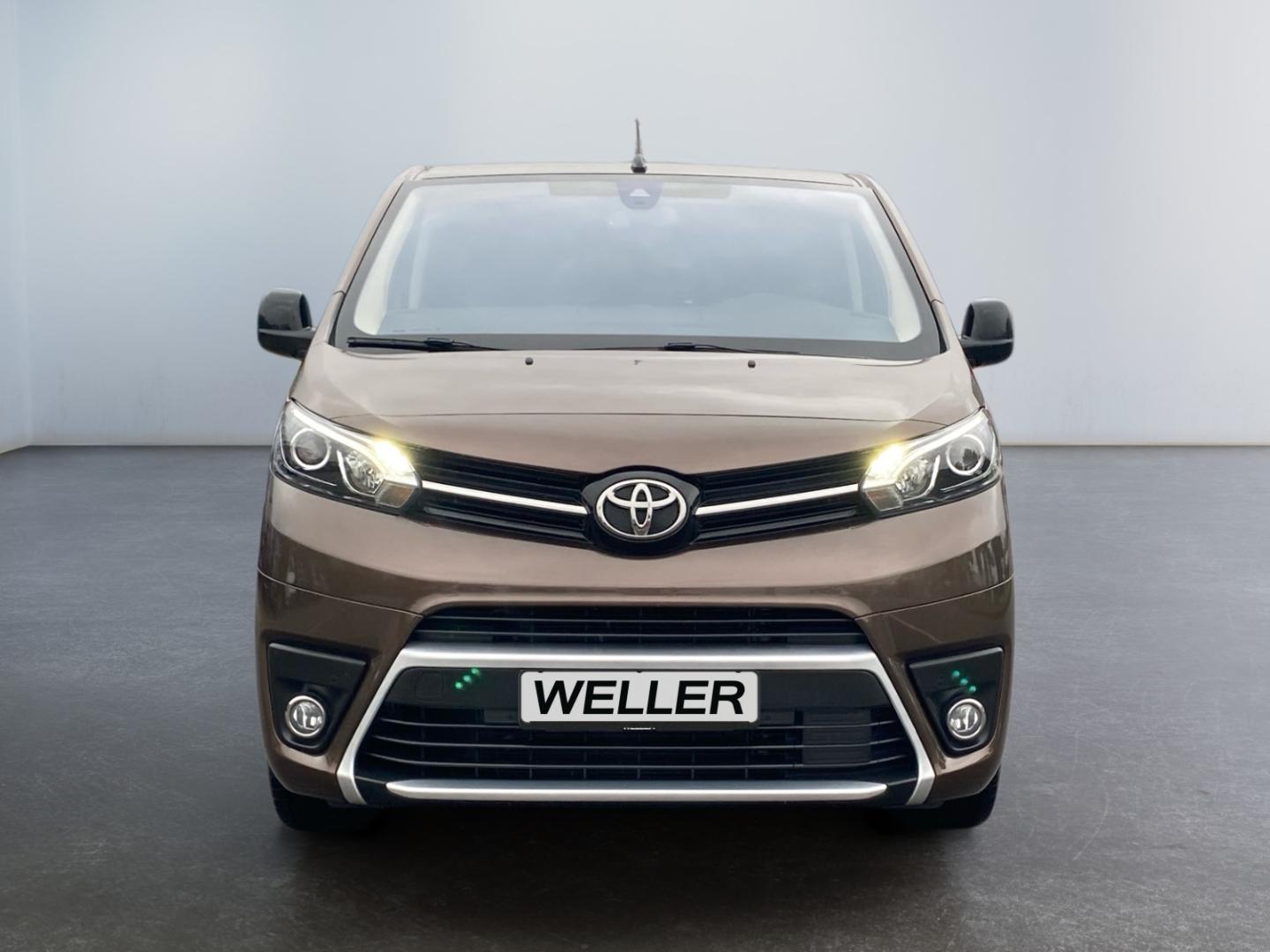 Toyota Proace Verso L1 Executive *Bi-Xenon*PDC*Massage*