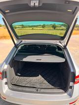 Skoda Superb 2.0 TDI SCR 140kW DSG 4x4 L&K Combi L&K - Skoda Superb: 140