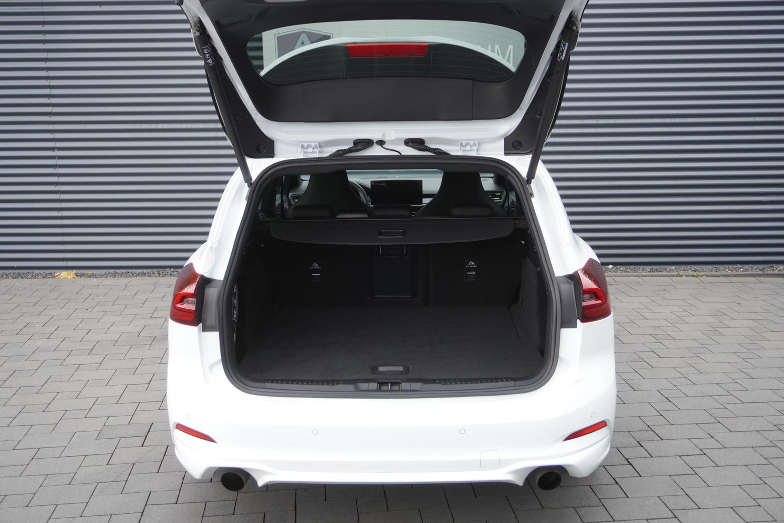 Ford Focus ST X VIRTUAL RECARO KAMERA HEAD-UP B&O, миниатюра 19