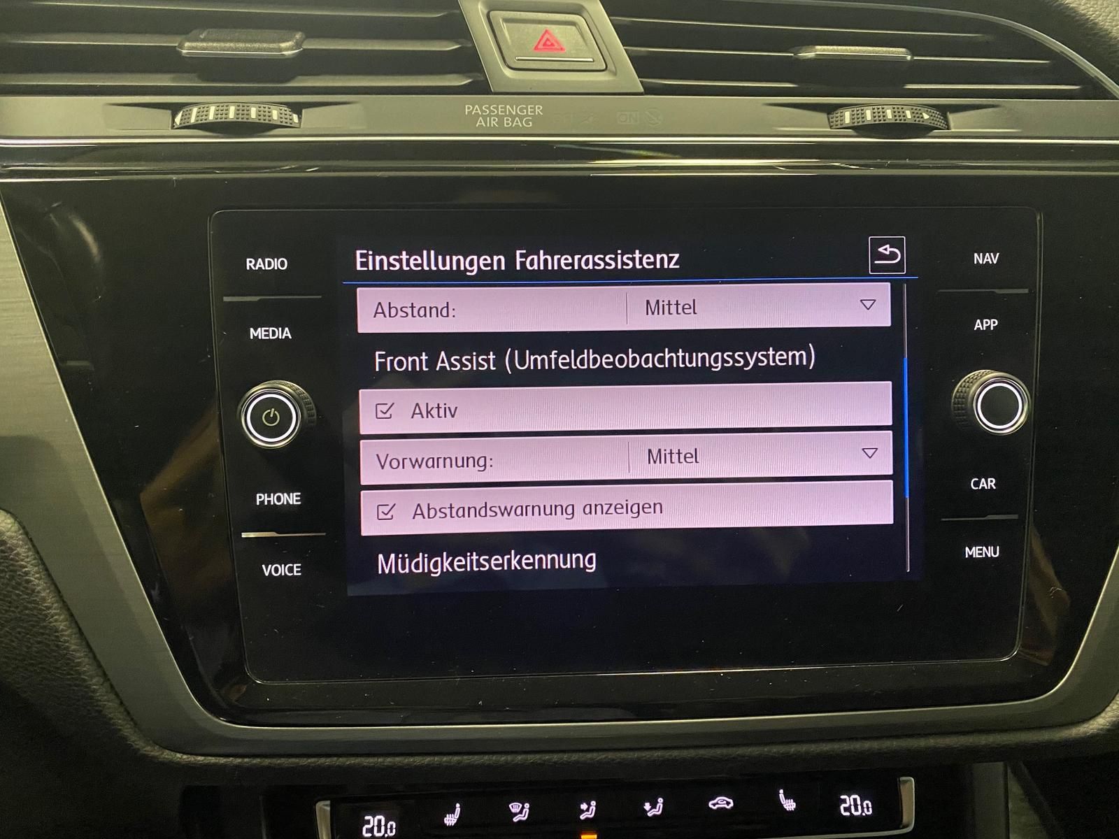 Fahrzeugabbildung Volkswagen Touran 1.4 TSI  Comfortline BMT/Star+ACC+3ZKLIMA