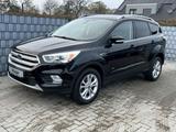 Ford Kuga Titanium *1.Hand* sehr gepflegter Zustand* - Ford Kuga Titanium mit Diesel-Antrieb