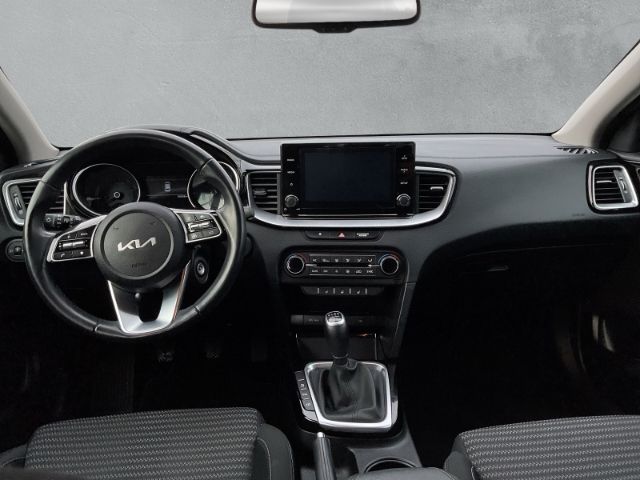 Fahrzeugabbildung Kia Ceed VISION *ALLWETTERREIFEN* *SITZHEIZUNG* *RÜC