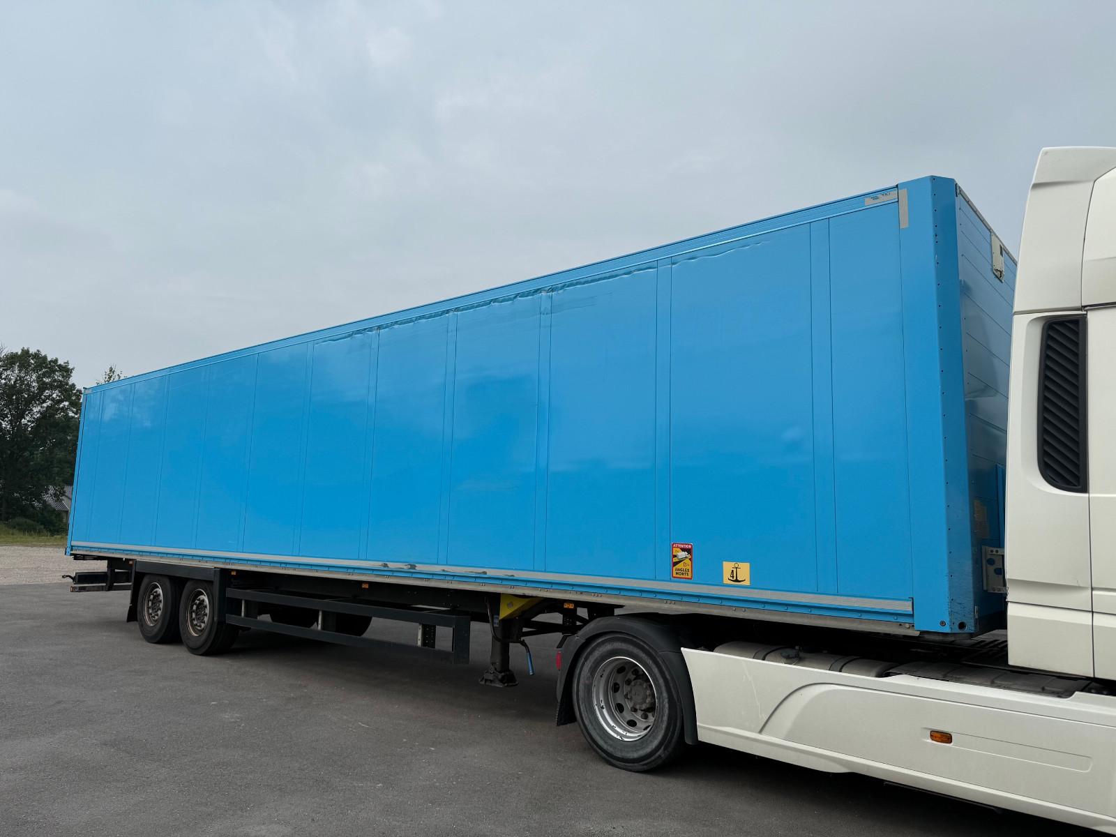 Schmitz Cargobull SKO18/L-13.62 FP25 Express Iso Koffer