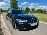 BMW M550i xDrive LASER, HUD, SITZKLIMA, H&K, 360G - gebrauchte BMW M550 aus dem Jahr 2022