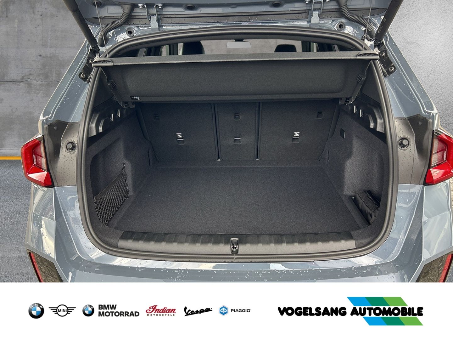 Fahrzeugabbildung BMW iX1 eDrive20 M Sport Pro Panorama Innovationspak