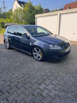 Volkswagen Golf 2.0 GTI Pirelli Edition 330 PS - Volkswagen Golf GTI pirelli mit Benzin-Antrieb