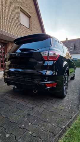 Ford Kuga 2,0 EcoBoost 4x4 ST-Line Automat ST-Line