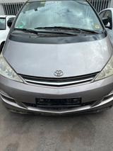 Toyota Prevıa 2,4 Benziner - Toyota Yaris: Van