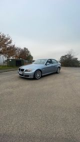 BMW E 90 320i - BMW 320 mit Benzin-Antrieb: Limousine, 320i E90