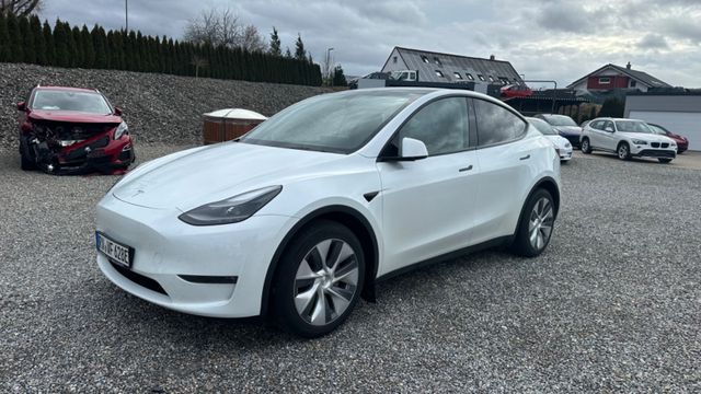 Tesla Model Y long Range Dual AWD 1 Hand  MwSt.