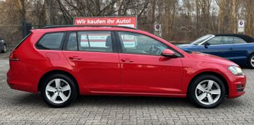 Volkswagen Golf - 8
