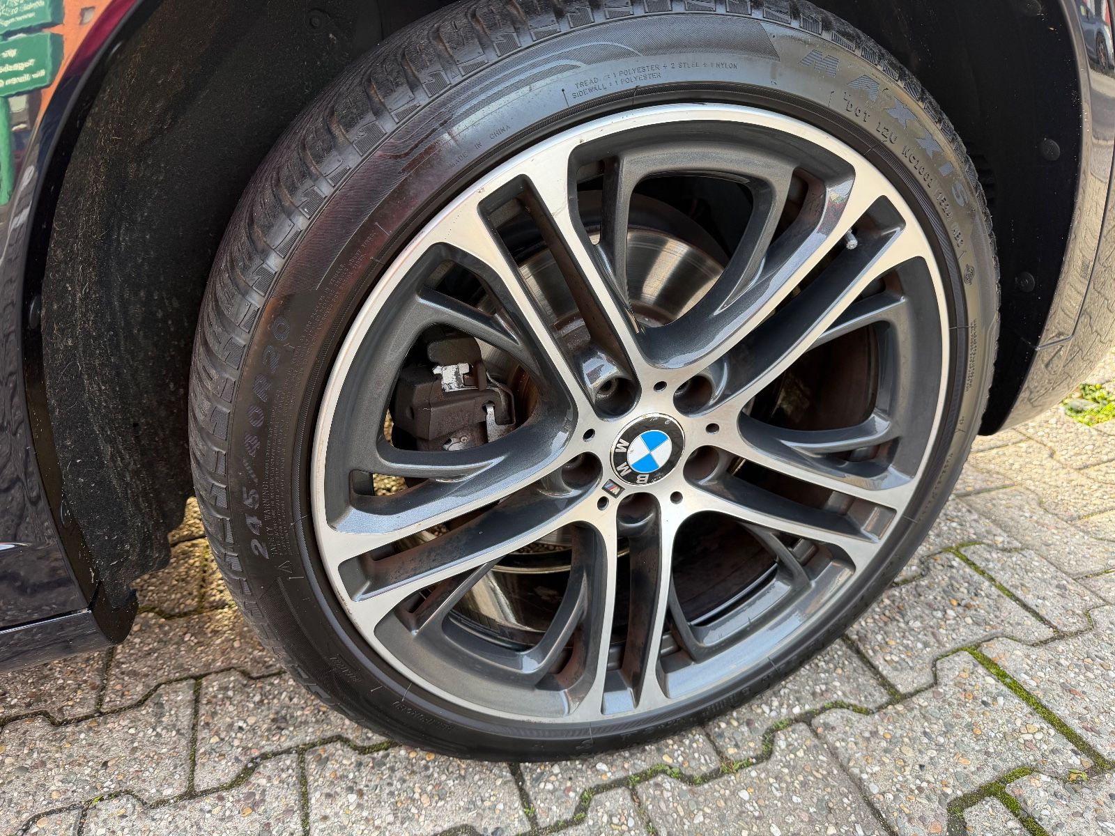 Fahrzeugabbildung BMW X4 xDrive 35 d M SPORT STANDHEIZUNG AHK SD LED