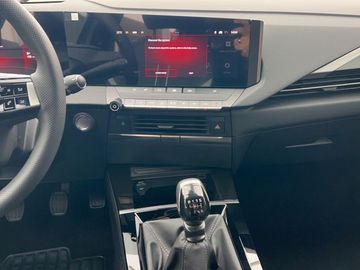 Fotografie 12 des Opel Astra 1.2 GS Sitzh. Kamera Navi CarPlay