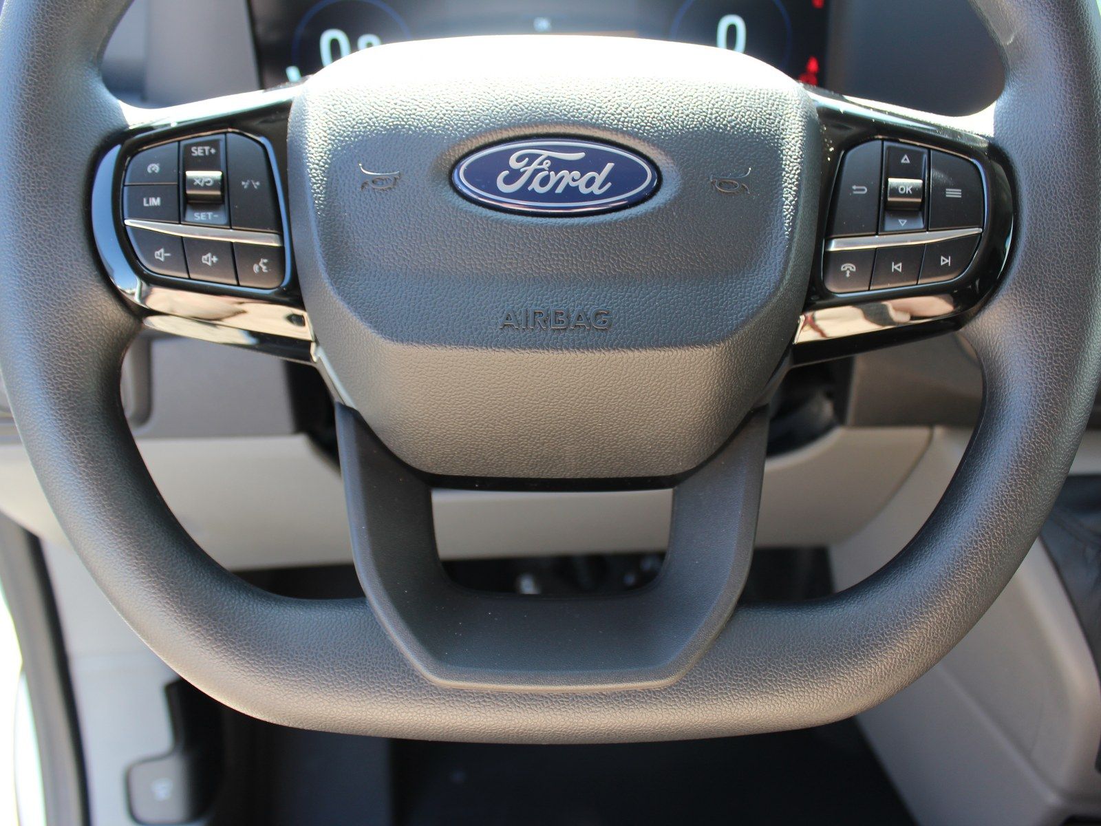 Fahrzeugabbildung Ford Transit Custom 320 L1 FWD Trend