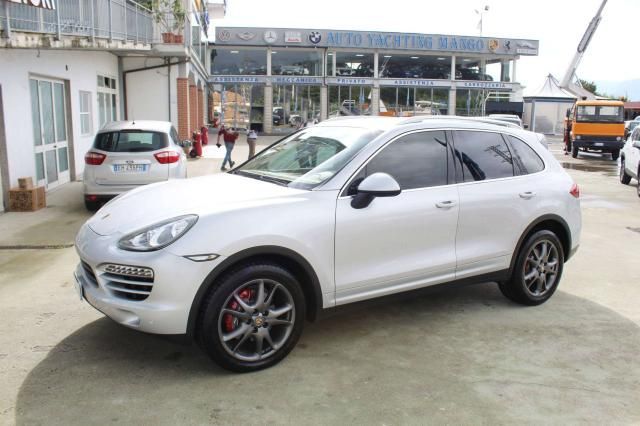 Porsche Cayenne 3.0 V6 tdi tiptronic Pari al nuo